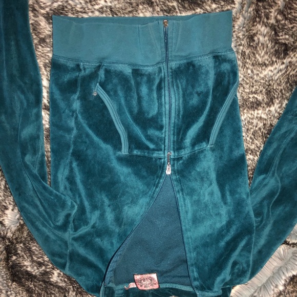 Vintage emerald juice couture jacket size small - Picture 3 of 4